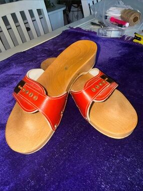 Scholl Red Leather Slide clog Sandals for Women - Casual Comfort size 6 NWOT